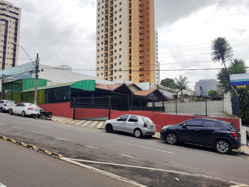 Comerciais-AV. TORQUATO DA SILVA LEITÃO-foto205312