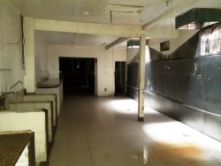 Comerciais-AV. TORQUATO DA SILVA LEITÃO-foto205327