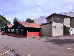 Comerciais-AV. TORQUATO DA SILVA LEITÃO-foto205318