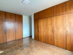 Apartamentos-ED. COMENDADOR OSWALDO MIORI-foto225036