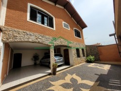 VILA MONTEIRO