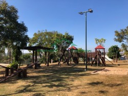 Terrenos e Chácaras-CONDOMÍNIO DAMHA-foto272383