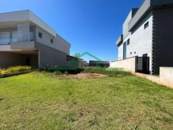 CONDOMÍNIO VILLA D'ÁQUILA