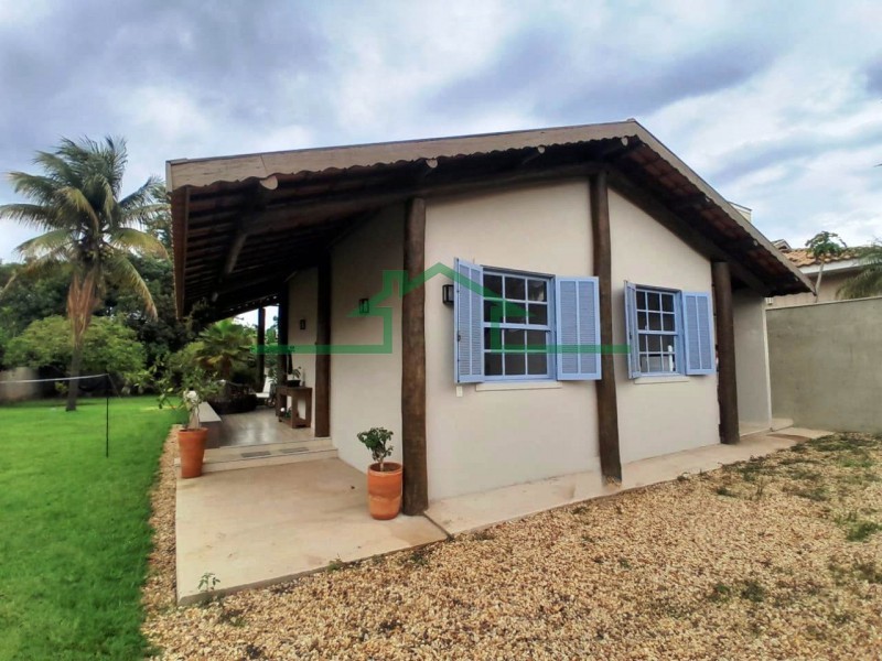 CONDOMÍNIO QUINTA SANTA HELENA