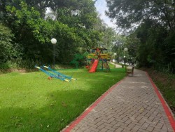 Terrenos e Chácaras-CONDOMÍNIO RESIDENCIAL CANADÁ-foto270588