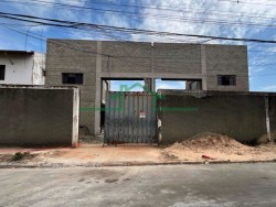 BARRACÃO JARDIM CALIFÓRNIA