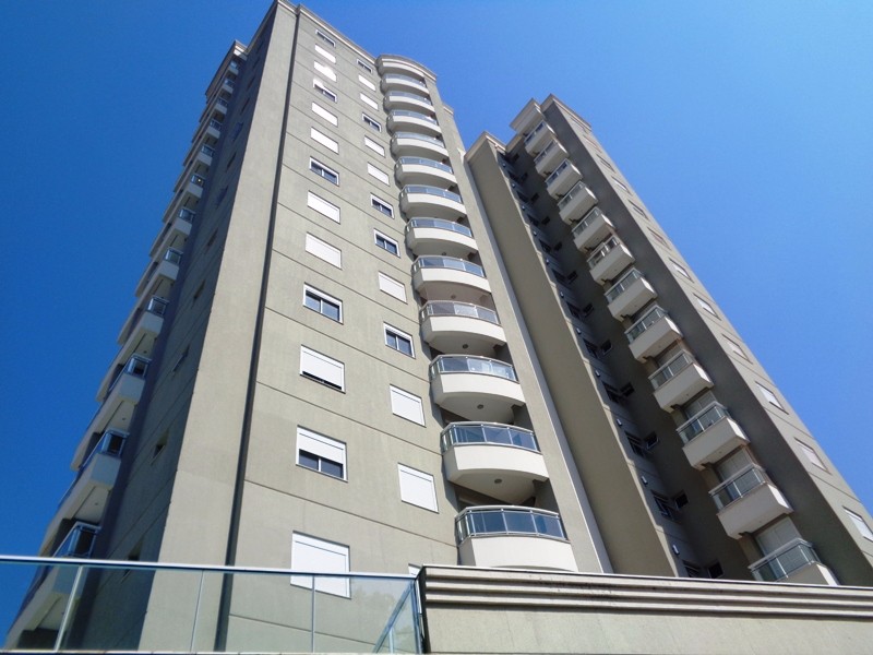 ED. RESIDENCIAL CLUBE DE CAMPO