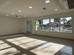 Comerciais-AV. CARLOS BOTELHO-foto278347